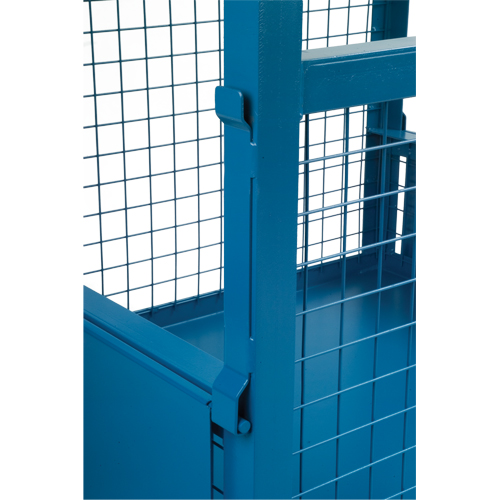 Bulk Stacking Containers, 34.5" W x 40.5" D x 30" H, 3000 lbs. Capacity Nia-Chem Ltd.