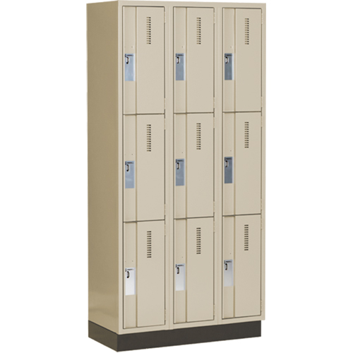 Casiers robustes Concorde, 3 niveaux, Bloc de 3, 36" x 18" x 76", Acier, Beige, Soud&eacute; (assembl&eacute;) Nia-Chem Ltd.
