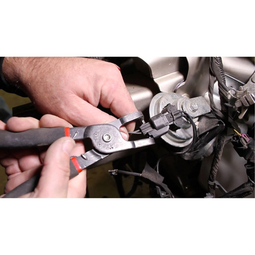 Pinces de d&eacute;connexion &agrave; 85 degr&eacute;s Nia-Chem Ltd.