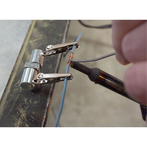 Magnetic Soldering Clamp Nia-Chem Ltd.