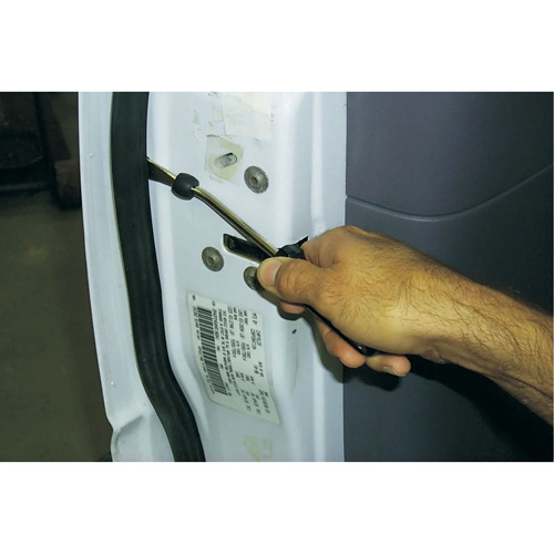 Plastic Fastener Remover Nia-Chem Ltd.