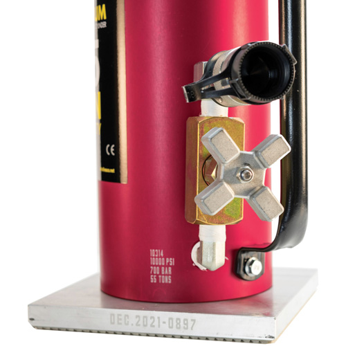 Heavy-Duty Lightweight Hydraulic Jack, 10" Stroke, 55 Ton(s) Capacity, 10000 PSI Nia-Chem Ltd.