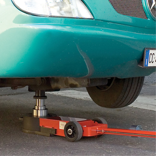 Cric &agrave; 3 &eacute;tapes, 17 tonne(s)/33 tonnes/66 tonnes, Air comprim&eacute;/hydraulique Nia-Chem Ltd.