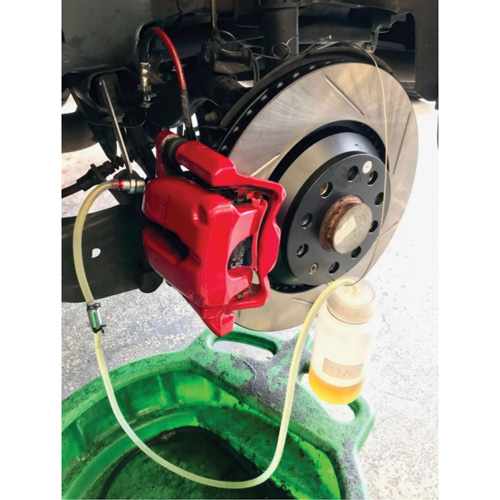 Jeu de cl&eacute;s pour purge de freins 8 mcx Nia-Chem Ltd.