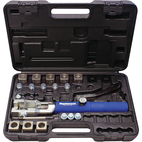 Ensemble Push Connect, 45° et double &eacute;vasement avec "Hydra-Flare" Nia-Chem Ltd.