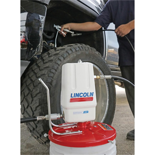 Pompe &agrave; air pour graisse &agrave; engrenages Nia-Chem Ltd.