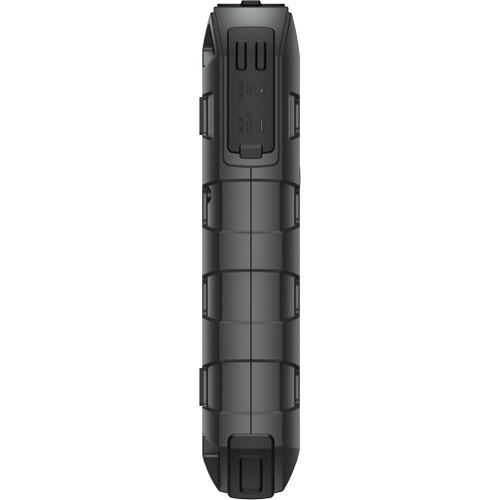 D&eacute;marreur d'appoint, survolteur, banque d'alimentation et lampe de poche V1500 Nia-Chem Ltd.