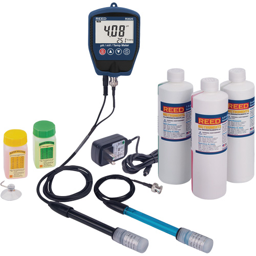 Trousse de pH/mV-m&egrave;tre R3525 avec &eacute;lectrode de potentiel redox, solution de pH/conductivit&eacute; et adaptateur de courant Nia-Chem Ltd.