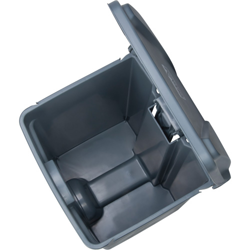 Step-On Garbage Can, Plastic, 12 US gal. Capacity Nia-Chem Ltd.