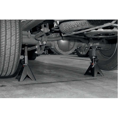 Jack Stands, Locking Pin, 2 tons Capacity, 11" - 16-7/10" H Nia-Chem Ltd.