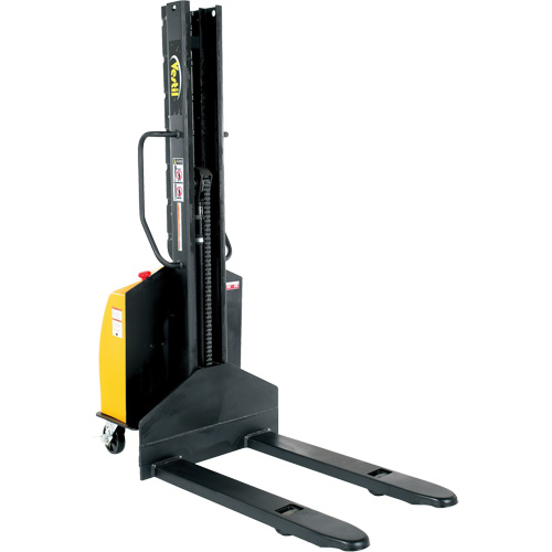 Gerbeur motoris&eacute; avec m&acirc;t &eacute;troit, Fonctionnement &eacute;lectrique, Capacit&eacute; 1500 lb, Lev&eacute;e max 118" Nia-Chem Ltd.