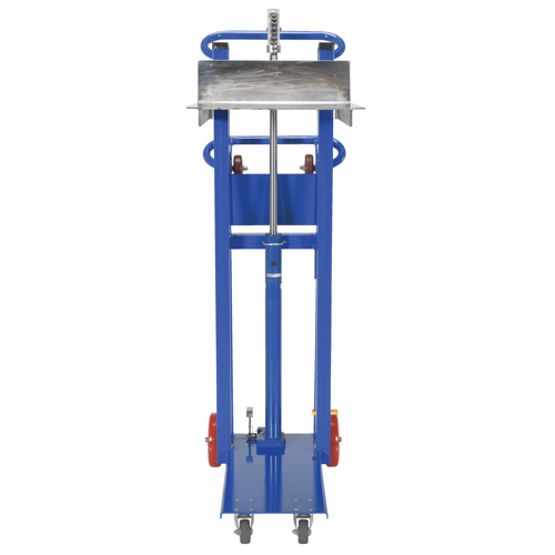 Gerbeur &agrave; plateforme hydraulique, M&eacute;canisme Pompe au pied, Capacit&eacute; de 750 lb, Levage max de 52" Nia-Chem Ltd.