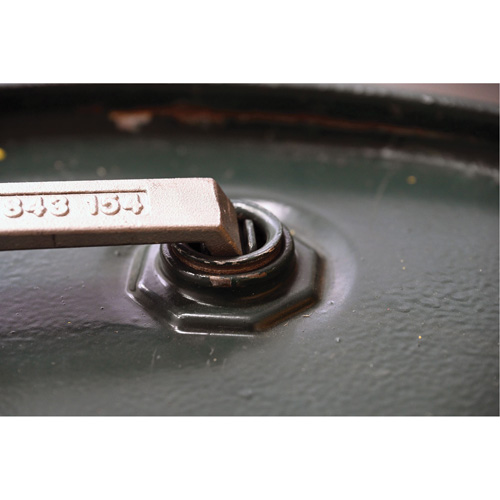 Cl&eacute; pour baril, Ouverture de 3/4"/2", Poign&eacute;e 9-1/2", Acier inoxydable Nia-Chem Ltd.