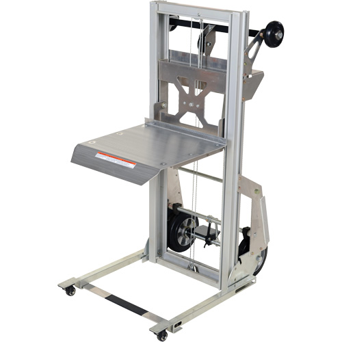 Appareil de levage portatif en aluminium, M&eacute;canisme Pompe au pied, Capacit&eacute; de 200 lb, Levage max de 61" Nia-Chem Ltd.