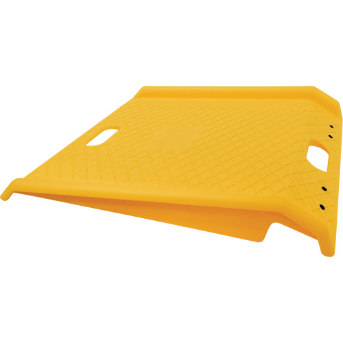 Portable Poly Hand Truck Curb Ramp, 1000 lbs. Capacity, 27" W x 27" L Nia-Chem Ltd.
