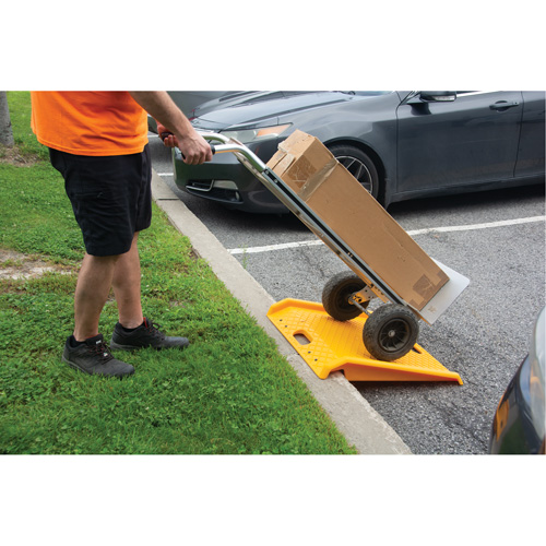 Portable Poly Hand Truck Curb Ramp, 1000 lbs. Capacity, 27" W x 27" L Nia-Chem Ltd.