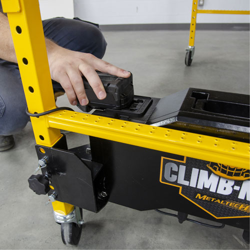 Syst&egrave;me de motorisation pour &eacute;chafaudage Climb-N-Go Nia-Chem Ltd.