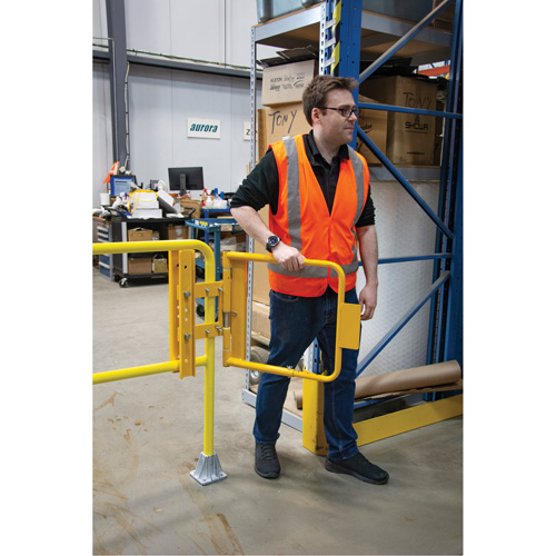 Safety Swing Gate, 21" H x 16" - 26" W Nia-Chem Ltd.