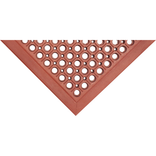 Competitor Series Mats, Slotted, 3' x 5' x 7/8", Orange, Natural Rubber Nia-Chem Ltd.