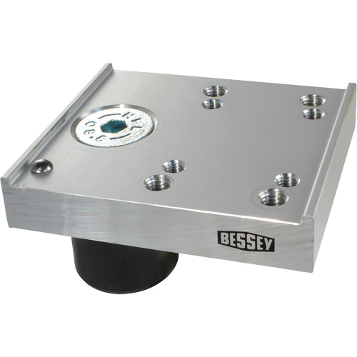 Adaptateur de serrage &agrave; genouill&egrave;re Nia-Chem Ltd.