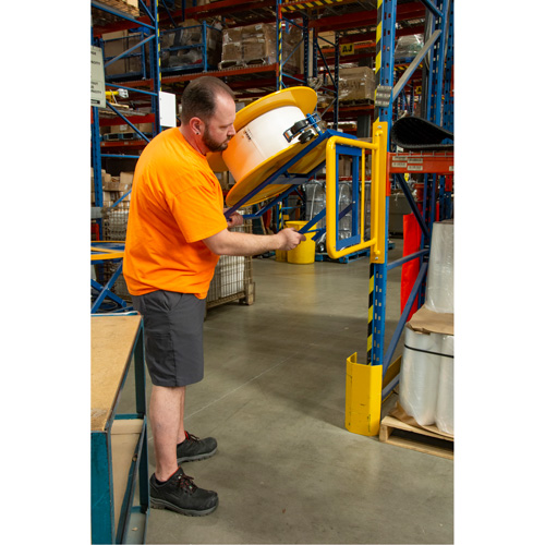 Distributeur de feuillards, Feuillard Polyester/Acier/Polypropyl&egrave;ne, Dia de noyau 16"/8", largeur de rouleau 3"/8"/6" Nia-Chem Ltd.