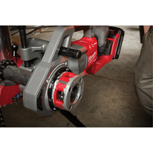 Fili&egrave;re &agrave; tuyau compacte M18 Fuel, Filetage de la tige 1-1/4" Nia-Chem Ltd.