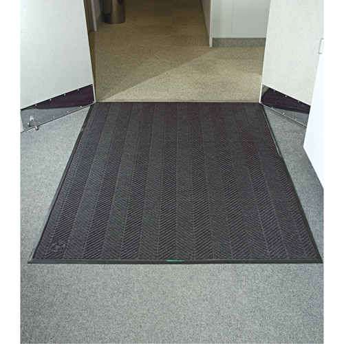 Waterhog&reg; Eco Elite Matting, Wiper/Scraper, 3' x 8' x 3/8", Grey Ash Nia-Chem Ltd.