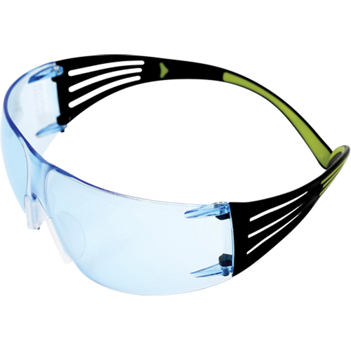 Lunettes de s&eacute;curit&eacute; SecureFit s&eacute;rie 400, Lentille Bleu, Antibu&eacute;e/Anti-&eacute;gratignures, ANSI Z87+/R&eacute;pond ou surpasse la norme CSA Z94.3 Nia-Chem Ltd.