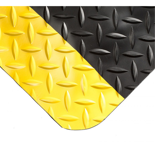 Smart Mats No.497, Diamond, 4' x 10' x 1", Black/Yellow, PVC/Urethane Nia-Chem Ltd.