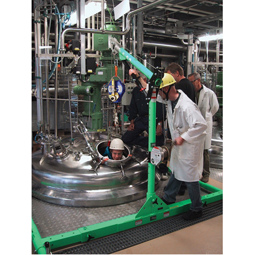 Syst&egrave;me de levage &agrave; potence 5 mcx pour espace clos Nia-Chem Ltd.