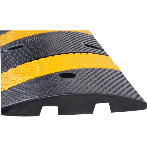 Bosses de d&eacute;c&eacute;l&eacute;ration, Caoutchouc, 6' lo x 11-3/4" la x 2" h Nia-Chem Ltd.