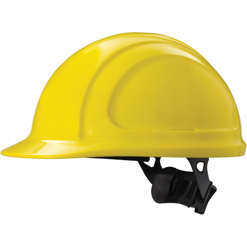 North Zone Hardhat, Meets CSA Type 1, Ratchet Suspension, Non-Vented Nia-Chem Ltd.