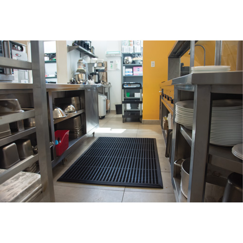 Anti-Fatigue Matting, Slotted, 3' x 5' x 7/8", Black, Natural Rubber Nia-Chem Ltd.