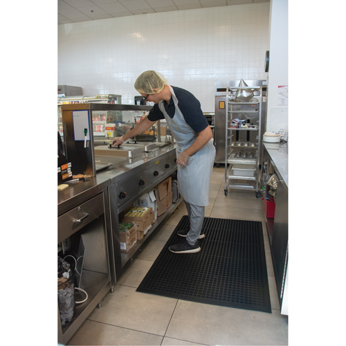 Anti-Fatigue Matting, Slotted, 3' x 5' x 7/8", Black, Natural Rubber Nia-Chem Ltd.