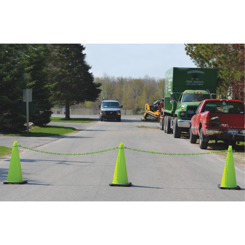 Traffic Cone & Chain Kit, 28", White Nia-Chem Ltd.