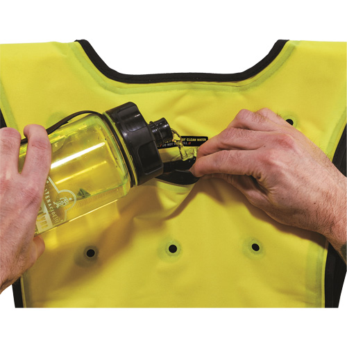 Veste refroidissante &agrave; &eacute;vaporation s&egrave;che &eacute;conomique Chill-Its 6687, Petit/Moyen, Jaune lime haute visibilit&eacute; Nia-Chem Ltd.