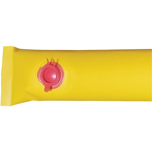 Barrage de d&eacute;rivation rempli d'eau Nia-Chem Ltd.