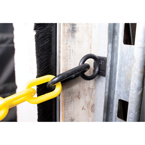 Loading Dock Safety Chain Kit, Plastic Nia-Chem Ltd.