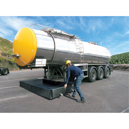 Ultra-Tanker Berm, 374 US gal. Capacity, 5' W x 10' L x 12" H, Foam Wall Nia-Chem Ltd.