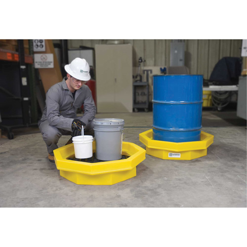 Ultra-Drum Tray sans grille, 32" lo x 32" la x 8,1" h, Cap. de d&eacute;versement 22,8 gal. US Nia-Chem Ltd.