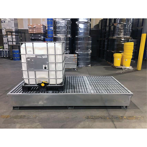 Ultra-Twin IBC Spill Pallet en acier, Capacit&eacute; de d&eacute;versement 370 gal. US, 103,8" x 26,8" x 51,1" Nia-Chem Ltd.