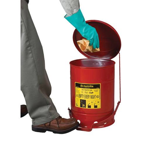 Contenants pour d&eacute;chets huileux, Homologu&eacute; FM/List&eacute; UL, 21 gal. US, Rouge Nia-Chem Ltd.