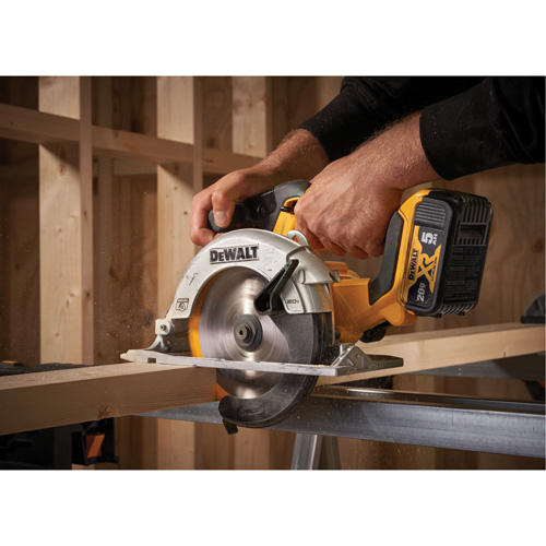 Max* Brushless Cordless Circular Saw Kit, 6-1/2", 20 V Nia-Chem Ltd.