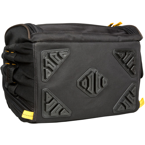 Sacs &agrave; dos pour outils Techgear &agrave; 53 pochettes, 16" lo x 13-1/4" la, Noir, Polyester Nia-Chem Ltd.