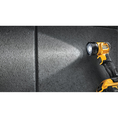 Lampe de travail Max, DEL, 110 lumens, 11 hres de fonctionnement, Bloc-pile Rechargeable, Plastique Nia-Chem Ltd.
