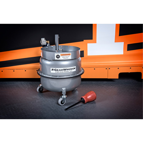 R&eacute;servoir de purge de frein de pompe &agrave; air Nia-Chem Ltd.