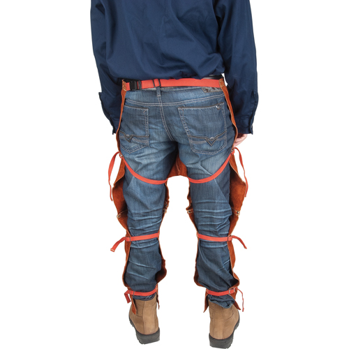 Tablier fendu aux jambes et jambi&egrave;res en cuir, 40" lo, Lava Brown Nia-Chem Ltd.