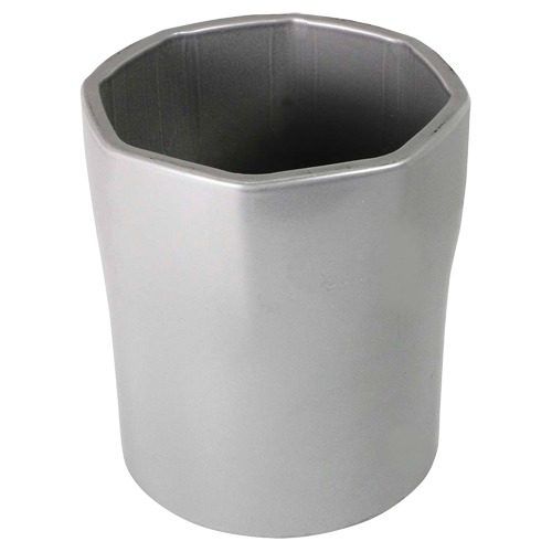 Douille pour &eacute;crou d'essieu Nia-Chem Ltd.