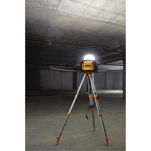 Tool Connect 20V Max All-Purpose Cordless Work Light, LED, 5000 Lumens, Plastic Housing Nia-Chem Ltd.
