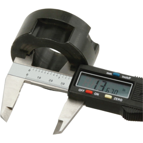 Pied &agrave; coulisse num&eacute;rique, R&eacute;solution de 0,0005" (0,01 mm), 0" - 6" (0 mm - 150 mm) gamme de mesure Nia-Chem Ltd.